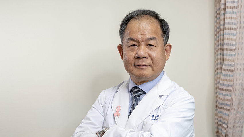 高雄醫學大學附設醫院乳房外科主任｜陳芳銘：乳癌醫生最怕 2 種病人，醫術再厲害也難救