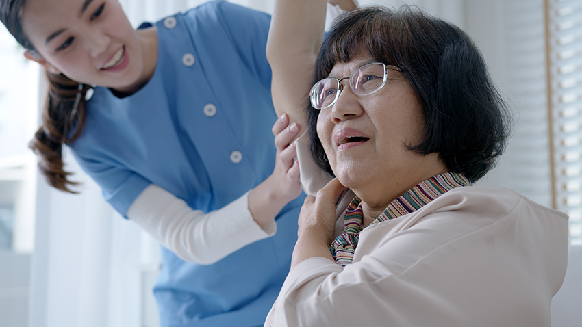 癌後復健照護實例》乳癌術後的肩痛、淋巴水腫、肩關節夾擠症候群